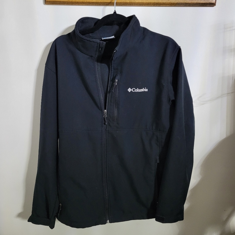Columbia Men's Ascender Softshell Lightweight Jacket Black, Size L
